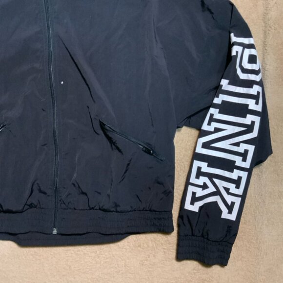 Victoria Secret PINK Sz Large Black Cropped Zip Jacket Pink Logo on Sleeve‎ (I) - Picture 2 of 6